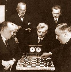 Alekhine Playing Bogoljobov